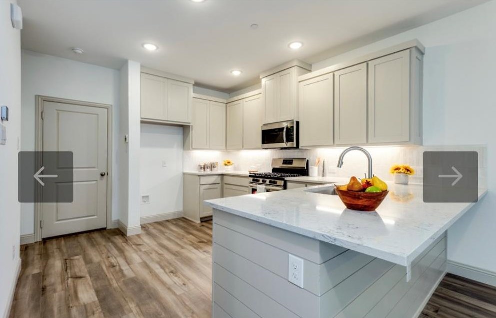 4569 Bishop St, Fort Worth, TX 76180