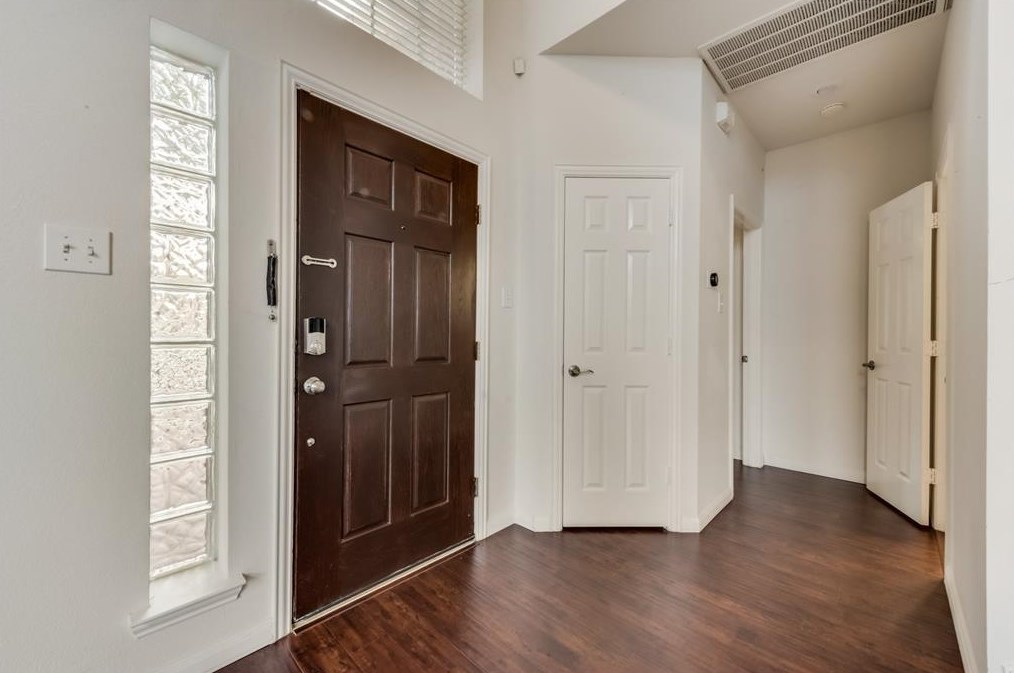 3117 Irvine Dr, Carrollton, TX 75007