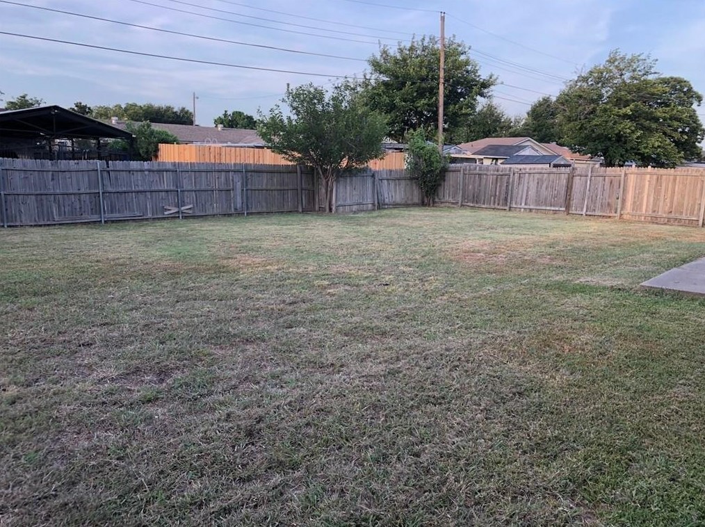 2010 Sam Houston Blvd, Carrollton, TX 75006