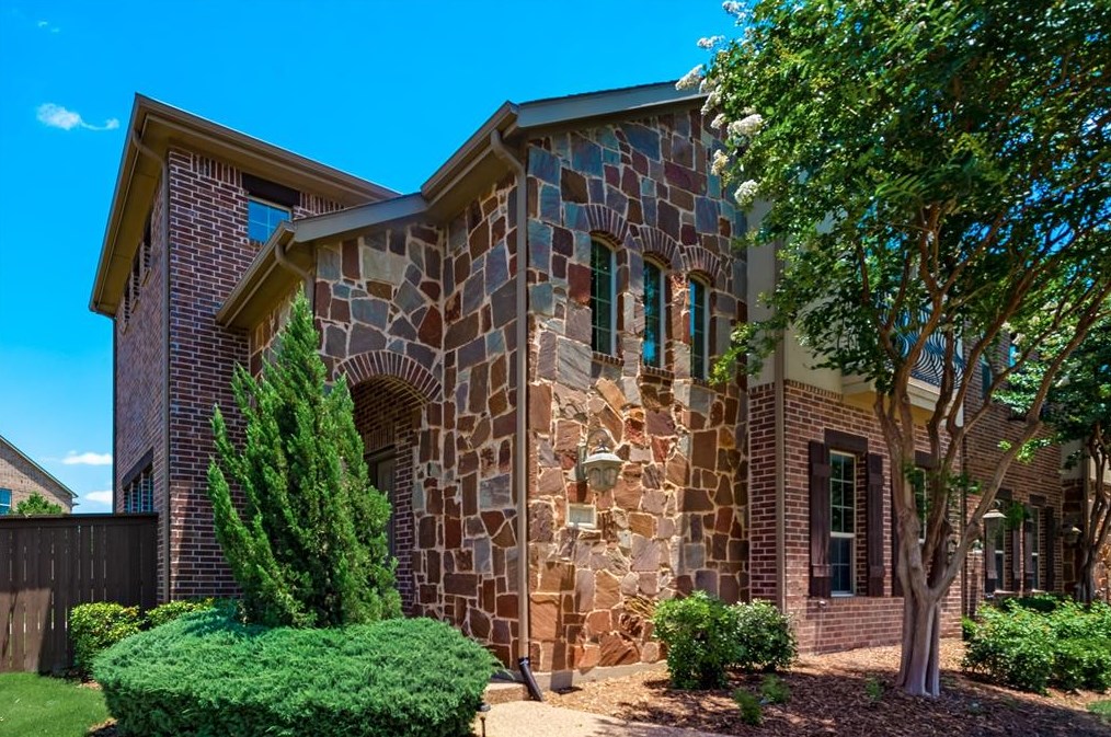 1907 Luther Rd, Irving, TX 75063