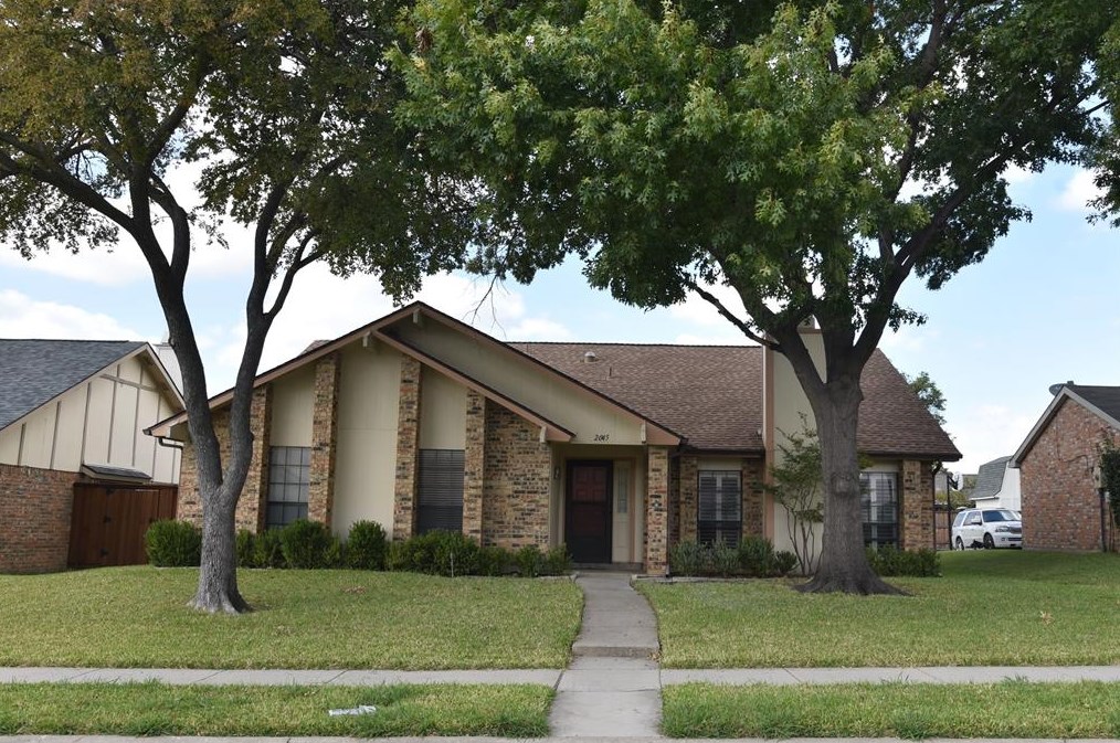 2045 Cologne Dr, Carrollton, TX 75007