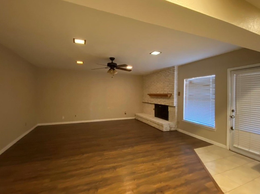 1001 Mossvine Dr, Plano, TX 75023