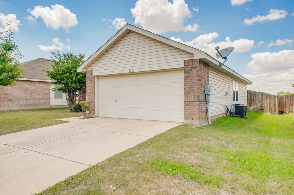 14241 Cedar Post Dr, Haslet, TX 76052