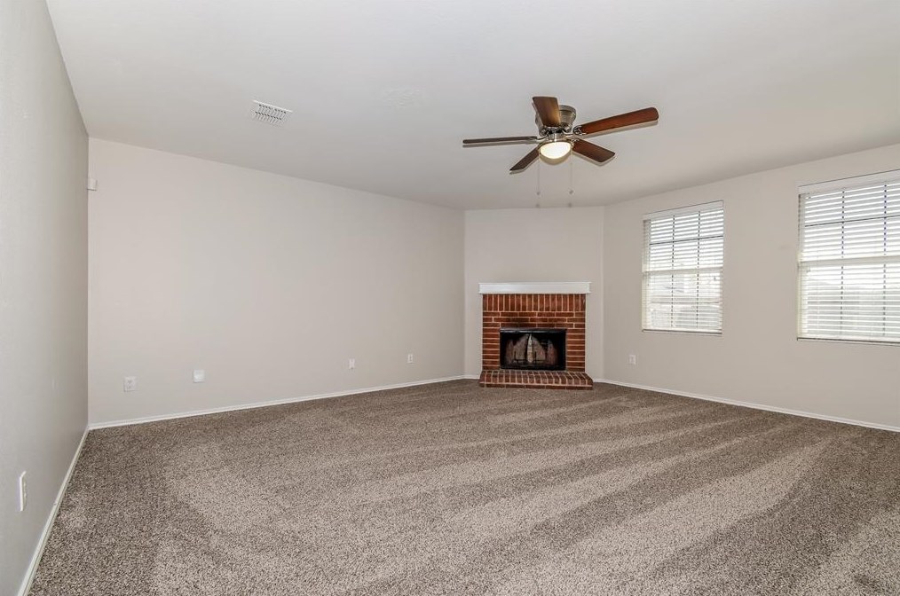 609 Rosemary Dr, Royse City, TX 75189