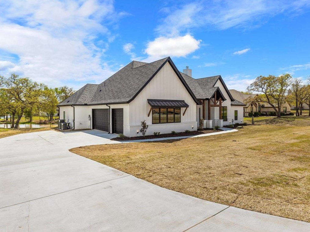 253 Sugartree Cir, Lipan, TX 76462
