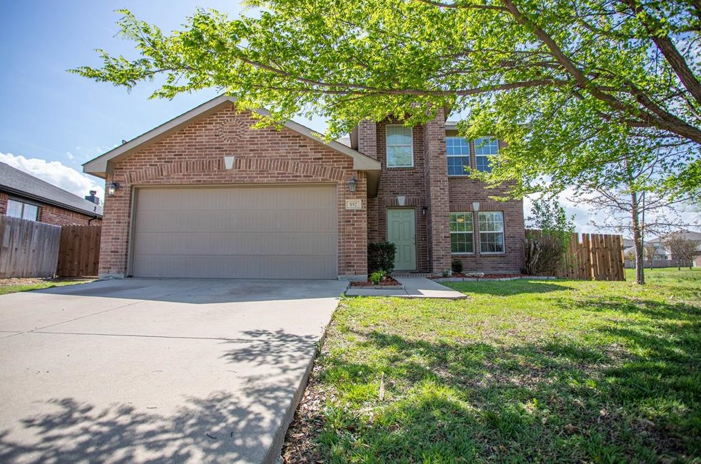557 Lead Creek Dr, Fort Worth, TX 76131