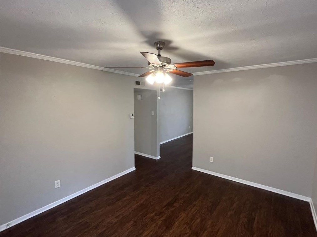 4025 Charter Dr, Garland, TX 75043