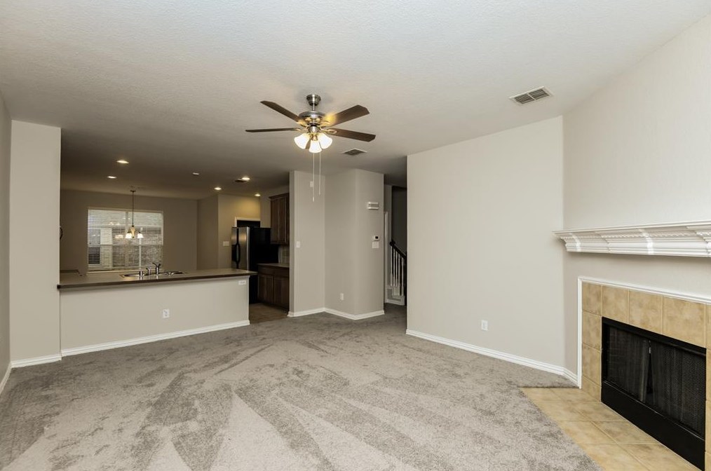 1339 Lake Forest Dr, Grand Prairie, TX 75052