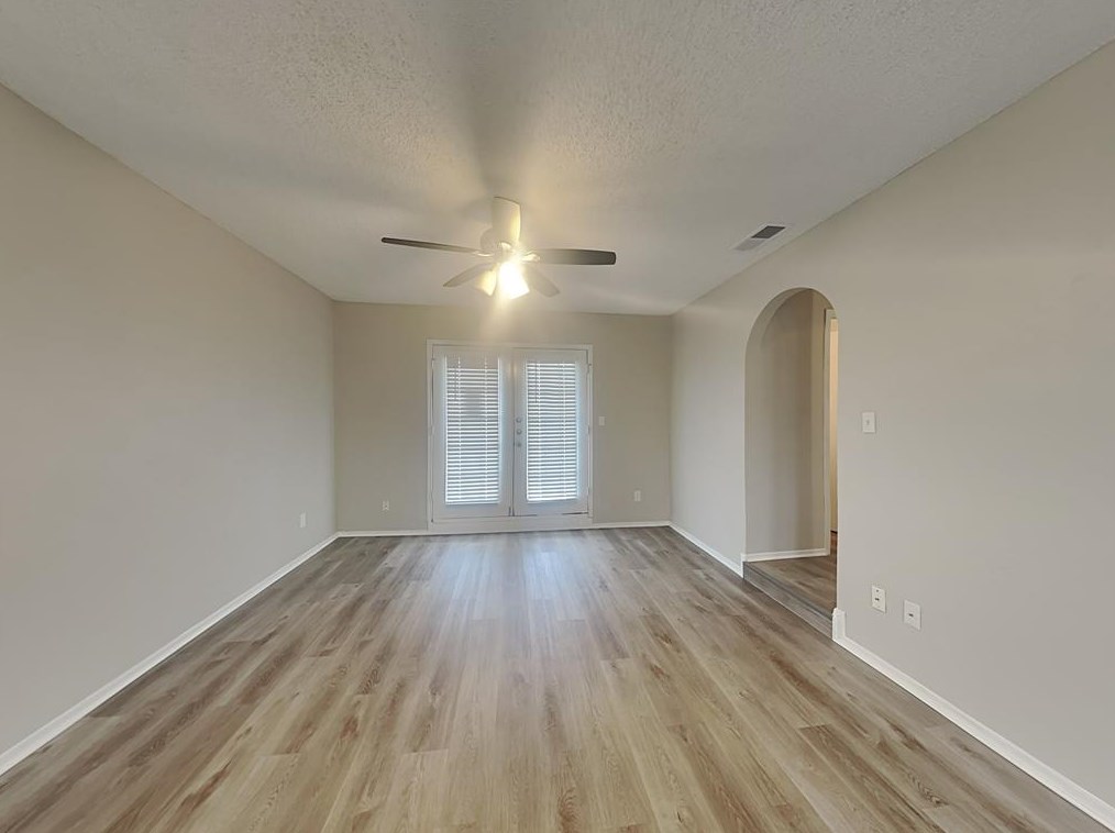 1221 Aldenwood Dr, Dallas, TX 75232