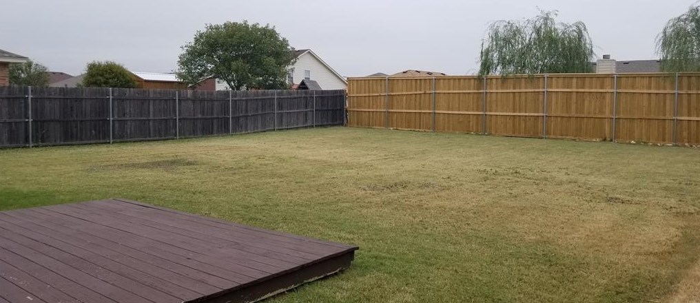 305 Deer Run Dr, Sanger, TX 76266