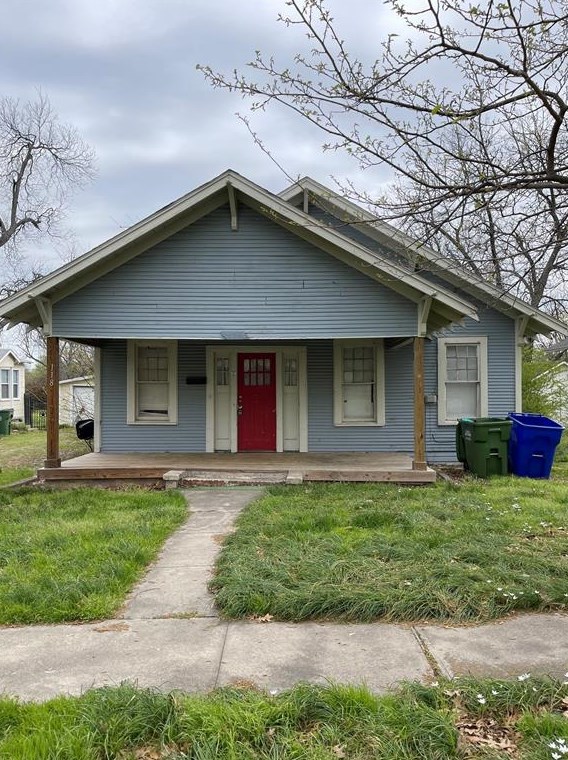 118 Center St, Whitesboro, TX 76273