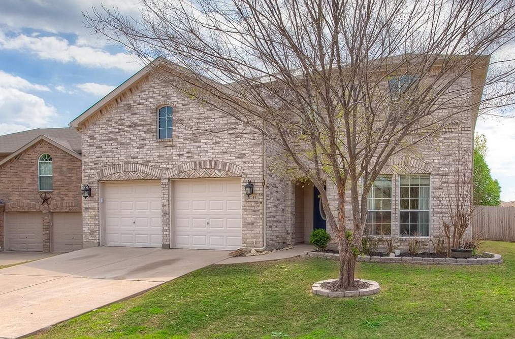 6144 Paddlefish Dr, Fort Worth, TX 76179