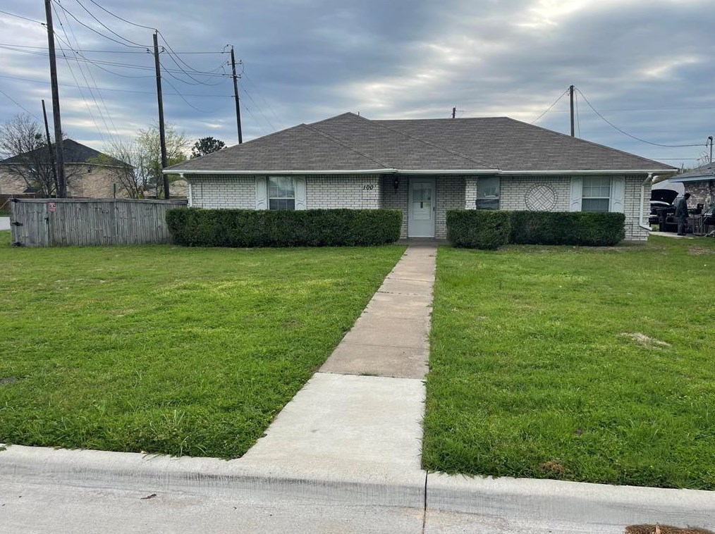 100 Amy Dr, Crandall, TX 75114