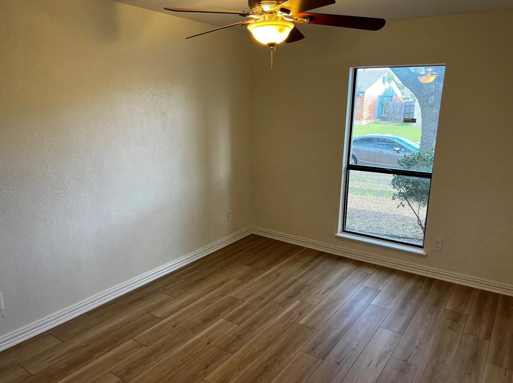 11638 Kilkirk Ln, Dallas TX  75228-1712 exterior