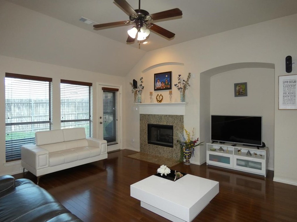 9216 Niles Ct, Keller TX  76244-6161 exterior