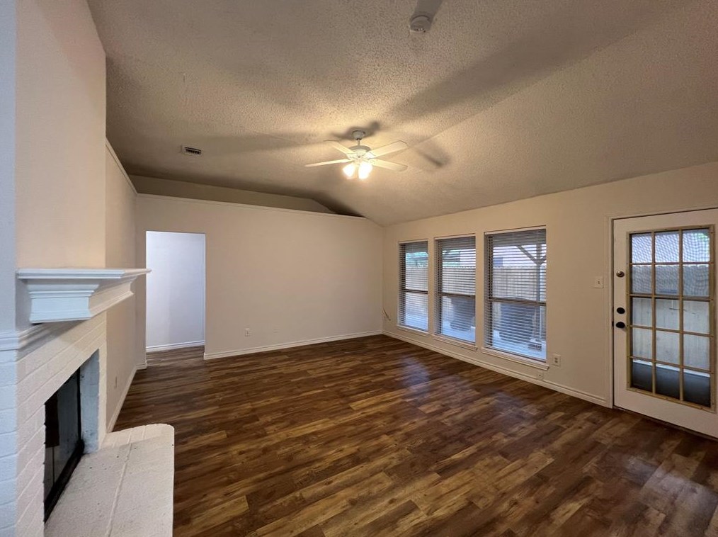 4177 Coral Springs Ct, Fort Worth, TX 76123