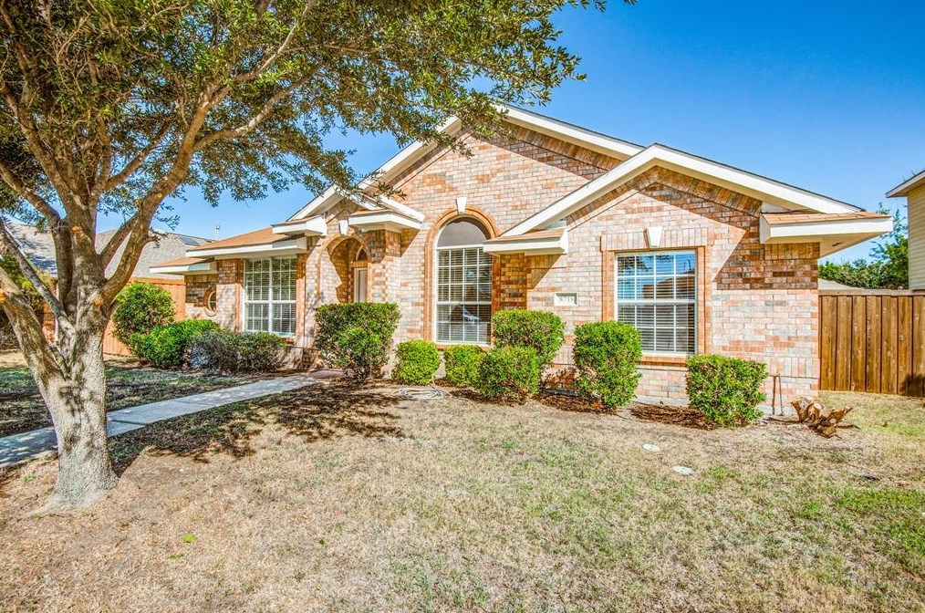 8716 Oakwood Ln, Frisco, TX 75035