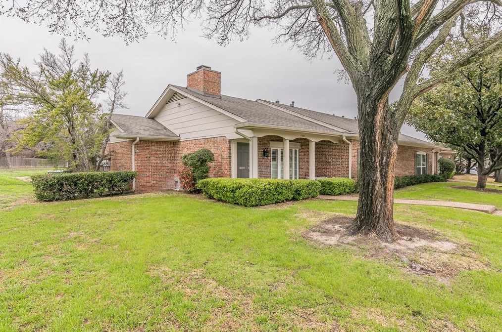 4305 Bellaire Dr S, Fort Worth, TX 76109