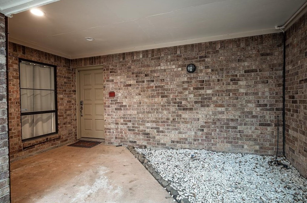 3451 Courtyard Cir, Dallas, TX 75234