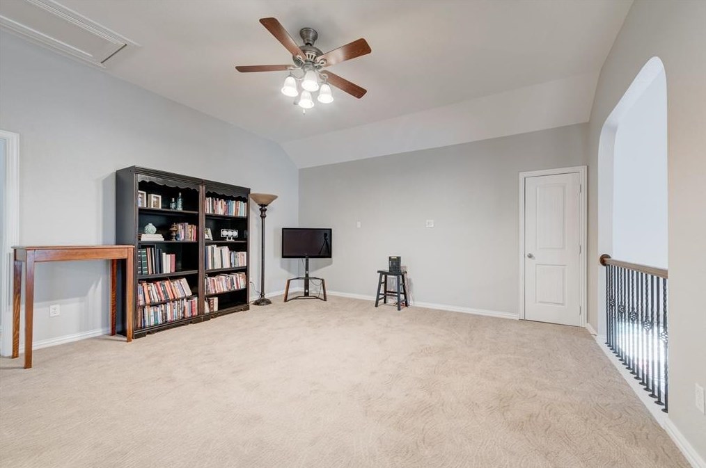 2708 Las Ventanas Trl, Fort Worth TX  76131-2807 exterior