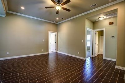 828 S Montgomery St, Sherman, TX 75090