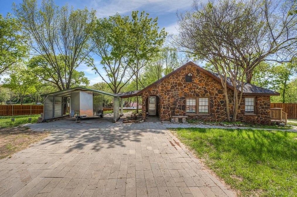 4875 Williams Spring Rd, Fort Worth, TX 76135