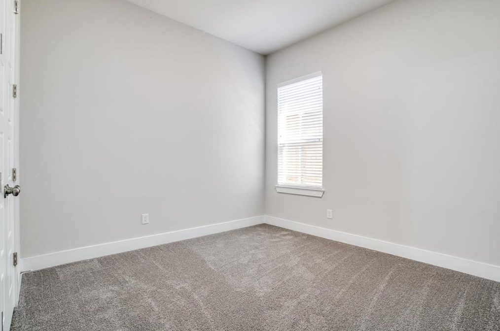 2059 Leath St, Dallas TX  75212-1742 exterior