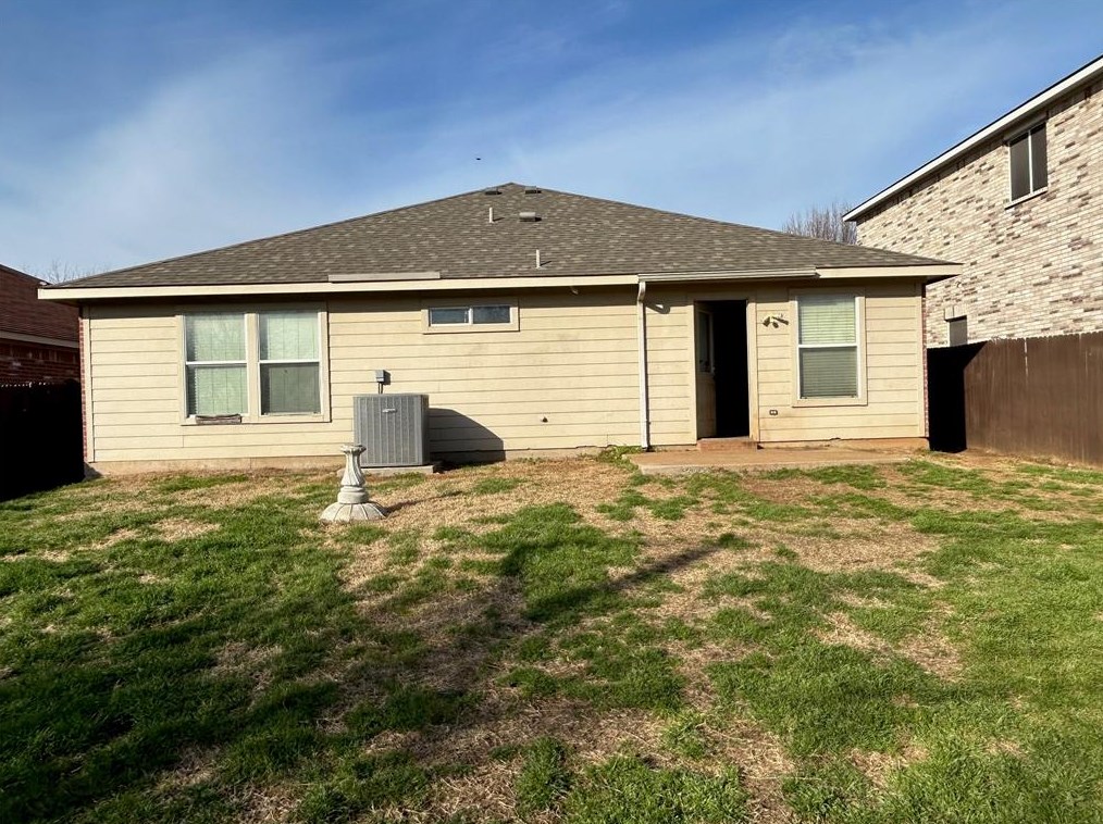 8409 Whispering Willow Ln, Fort Worth, TX 76134