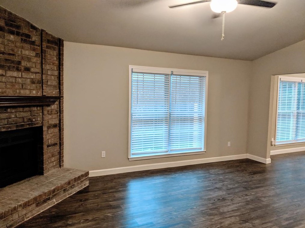 1525 Briarcrest Dr, Grapevine, TX 76051