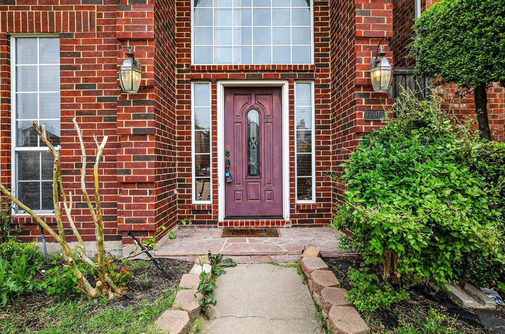 6007 Homestead Ct, Dallas, TX 75252