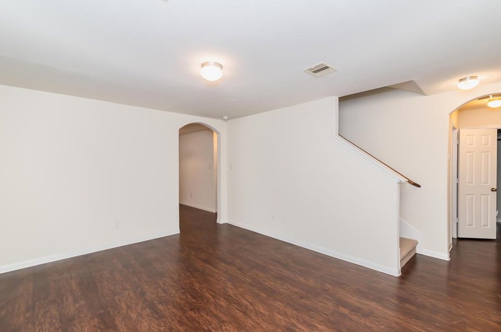 3969 Tarpon Springs Dr, Fort Worth, TX 76123