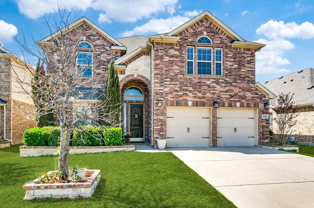 9509 Chuparosa Dr, Fort Worth, TX 76177