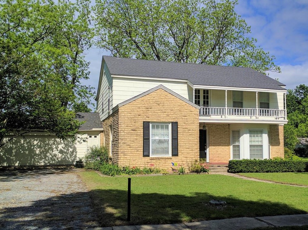 606 N Broad St, Saint Jo, TX 76265