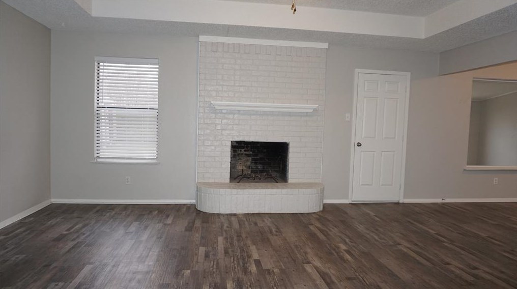 6412 Fairview Dr, Fort Worth, TX 76148