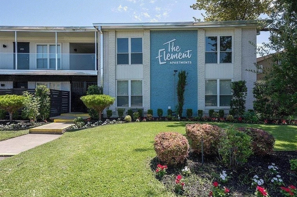 5124 Live Oak St #208, Dallas, TX 75206