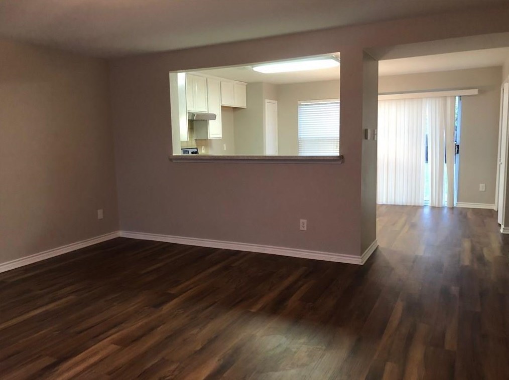 7423 Pineberry Rd, Dallas, TX 75249