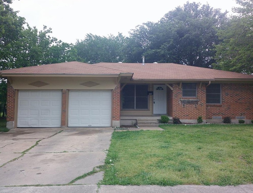 1412 Williamsburg Rd, Greenville, TX 75401