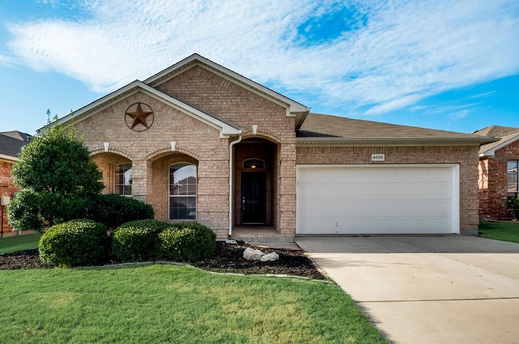 4029 Martinsburg Dr, Keller, TX 76244