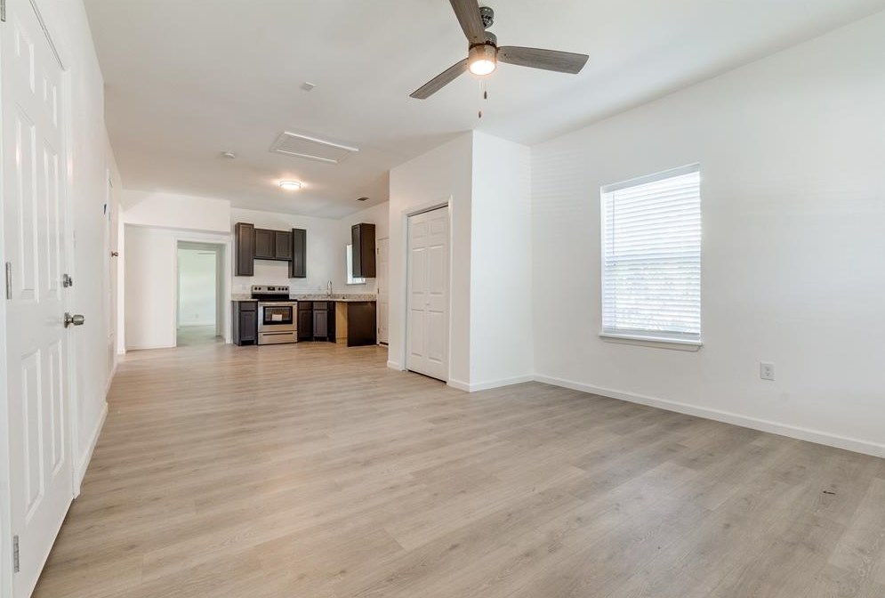 3025 Marburg St, Dallas, TX 75215