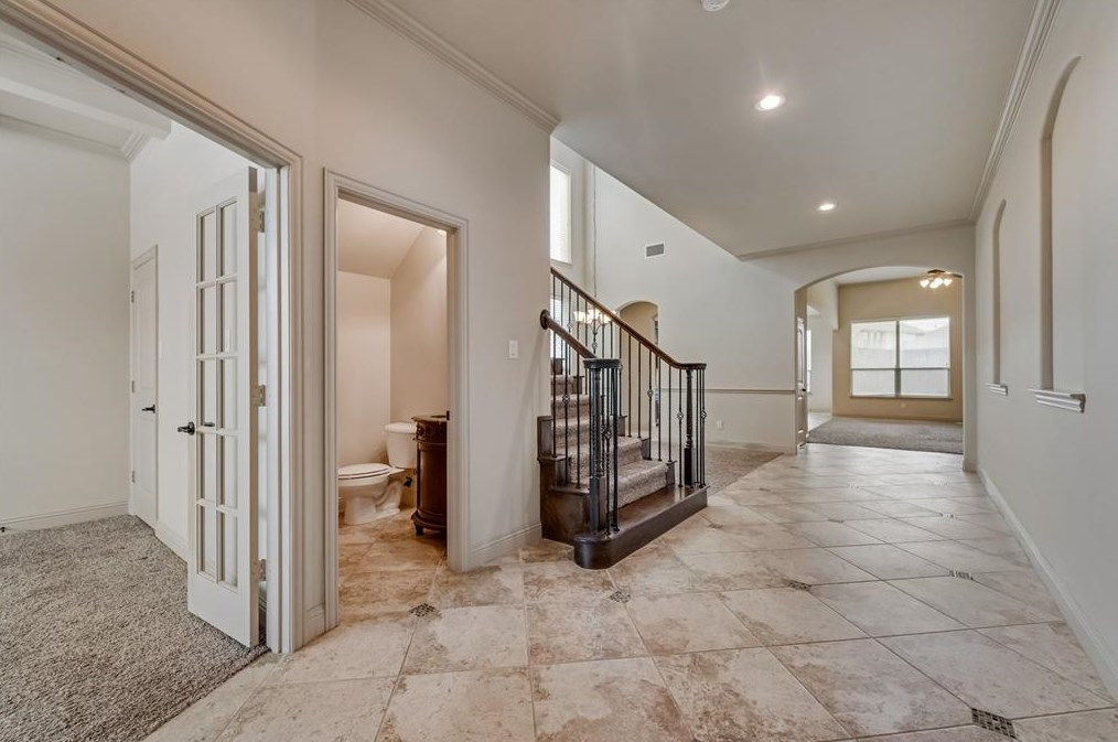 821 Lake Meadow Ln, Oak Point, TX 75068