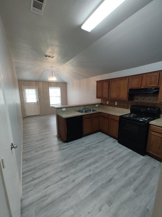 8015 Genesis Dr, Dallas, TX 75232