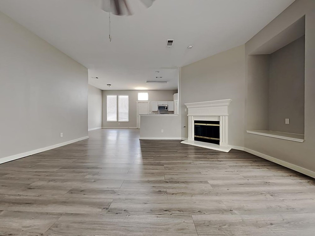 200 Oaklawn Dr, Ponder, TX 76259