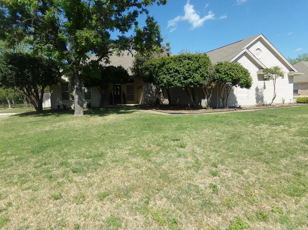 9313 Ravenswood Rd, Granbury, TX 76049