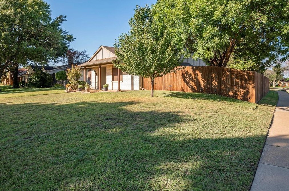 1301 Jabbet Dr, Plano, TX 75025