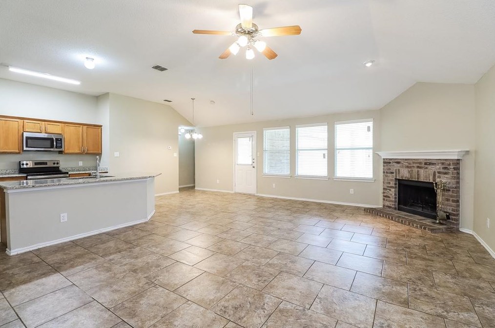 110 Greenfield Trl, Forney TX  75126-6892 exterior
