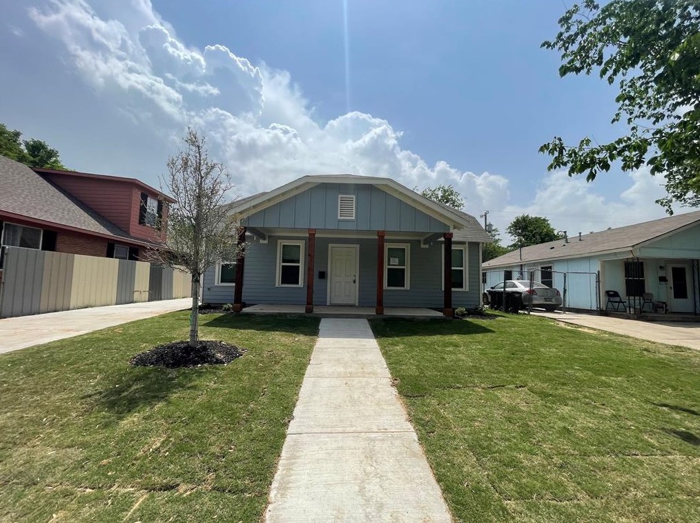 1016 E Cannon St, Fort Worth, TX 76104