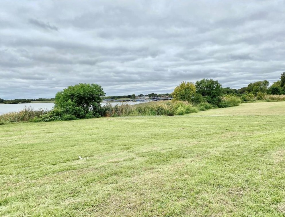 5813 Lake Hubbard Pkwy #405, Garland, TX 75043