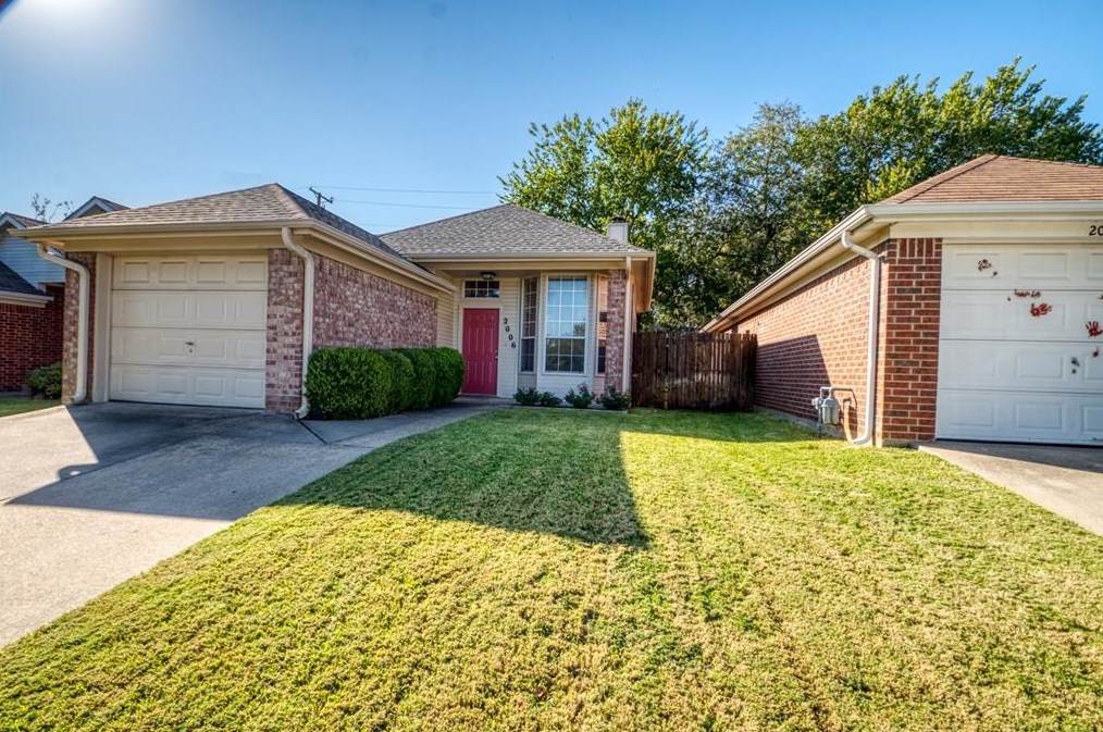 2006 Lee Dr, Denton, TX 76209