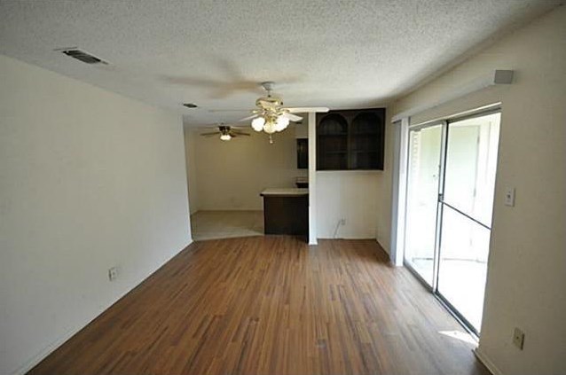 730 E Pecan St, Hurst, TX 76053