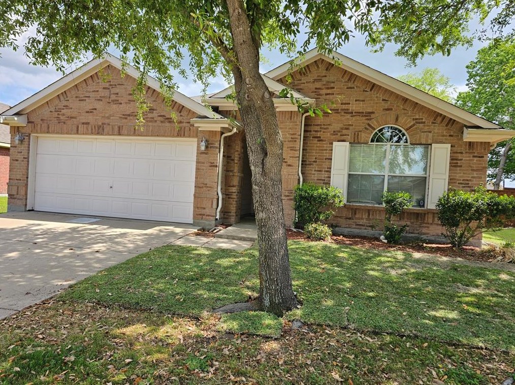 3227 Yeltes, Grand Prairie, TX 75054